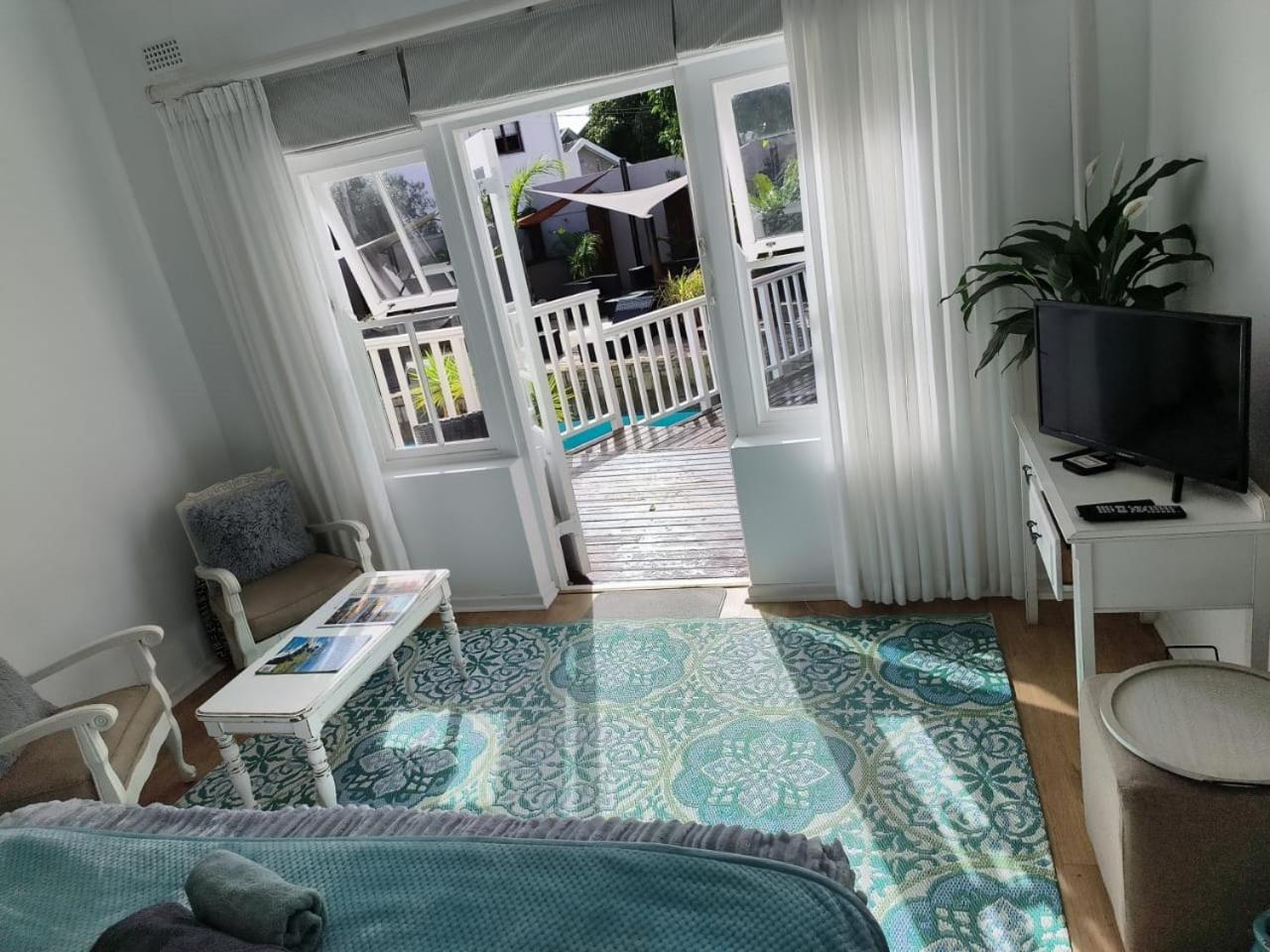 African Breeze Guesthouse Knysna Exterior foto